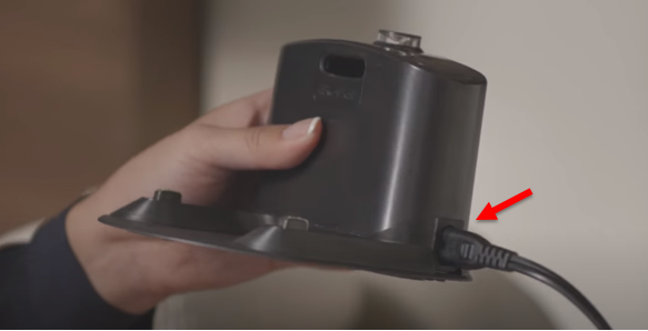 Is Your Roomba Charging? How Do You Know?